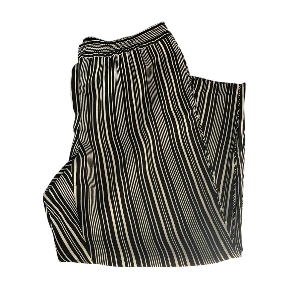 Chicos High Rise Stripes Pants Relaxed Fit Black White Womens Size 16R